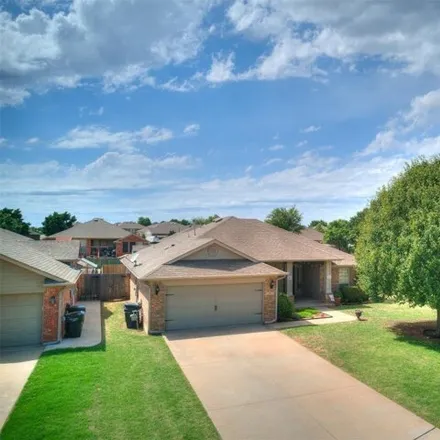 Buy this 4 bed house on 701 Hedgewood Drive in Moore, OK 73160