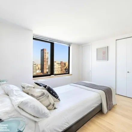 Image 6 - The Alfred, 161 West 61st Street, New York, NY 10023, USA - Condo for sale