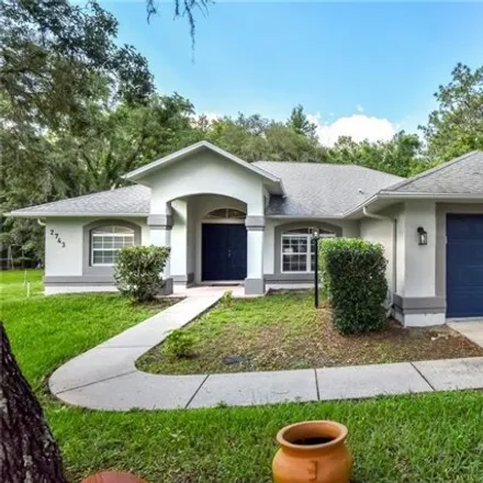 Buy this 3 bed house on 2767 East Celina Street in Citrus County, FL 34453