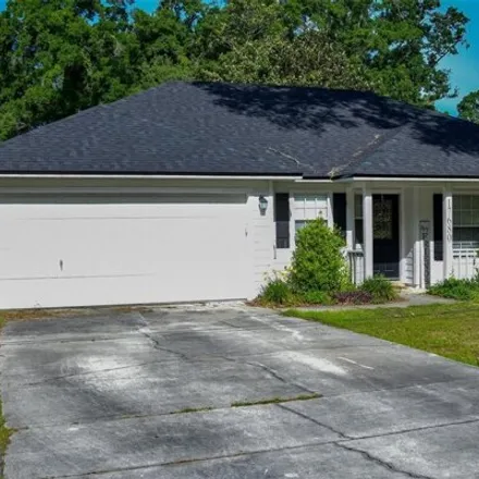 Buy this 3 bed house on Northwest 238 Street in High Springs, Alachua County