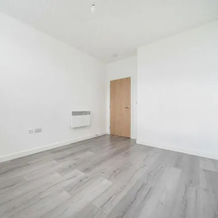 Image 7 - Bingley Road, Cottingley, BD9 6SA, United Kingdom - Apartment for sale