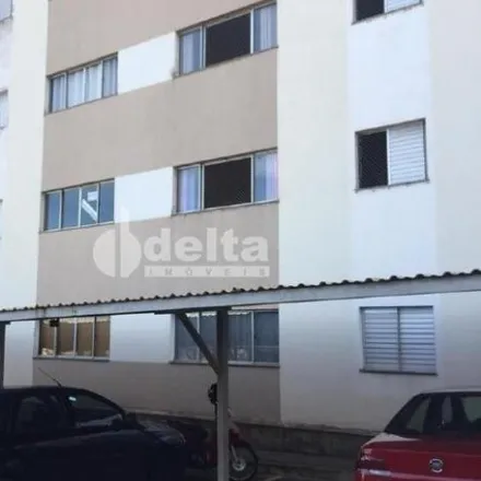 Buy this 3 bed apartment on Rua Maria Fernandes in Chácaras Tubalina e Quartel, Uberlândia - MG