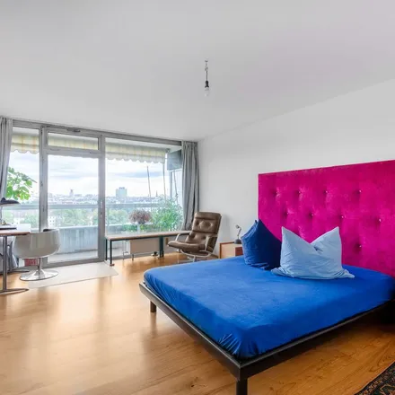 Rent this 1 bed apartment on Schule Kreutzerstraße in 50672 Cologne, Germany
