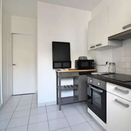Image 8 - 7 Rue du Bois de Boulogne, 75116 Paris, France - Apartment for rent