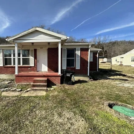 Buy this 2 bed house on 4431 Knob Creek Road in Barrallton, Bullitt County