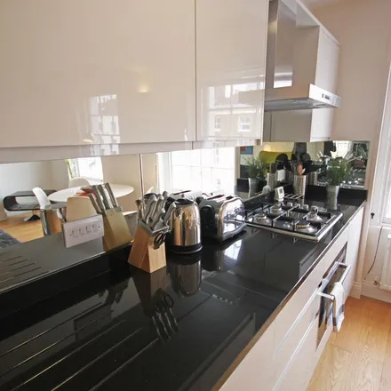 Rent this 2 bed apartment on 167 Gloucester Place in London, NW1 6DT