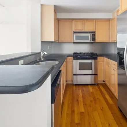 Image 6 - 240 East 10th Street, New York, NY 10009, USA - Condo for sale