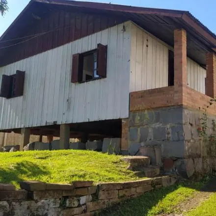 Rent this 4 bed house on Rua Patrício Zini in Celulose, Canela - RS