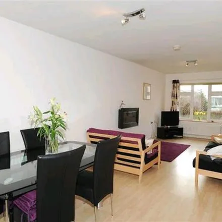 Rent this 2 bed apartment on Gwynedd Road in Bangor, LL57 1DT