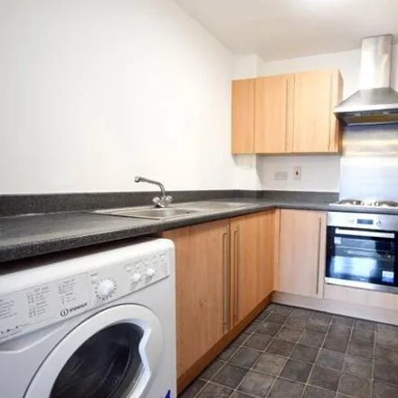 Image 3 - St Andrews House, 43 Campus Avenue, London, RM8 2GN, United Kingdom - Apartment for rent