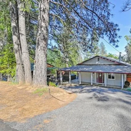 Buy this 3 bed house on 765 Washington Irving Drive in Colfax, Placer County