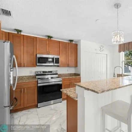Image 9 - 433 Northwest 115th Terrace, Coral Springs, FL 33071, USA - House for sale