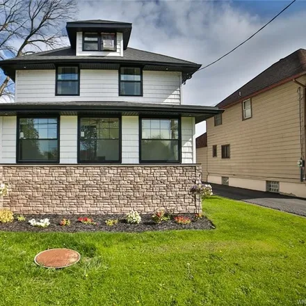 Buy this 3 bed house on 2447 River Road in City of Niagara Falls, NY 14304
