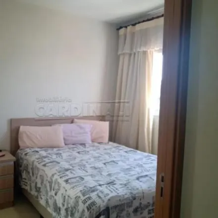 Buy this 2 bed apartment on Alameda das Violetas in Jardim Paulistano, São Carlos - SP
