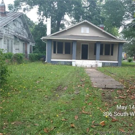 Buy this 3 bed house on 311 S Washington Ave in Dunn, North Carolina