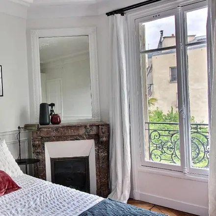 Image 6 - 1 Rue de Nesle, 75006 Paris, France - Apartment for rent