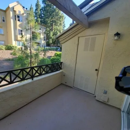 Rent this 2 bed house on 734 Brookstone Road in Chula Vista, CA 91913