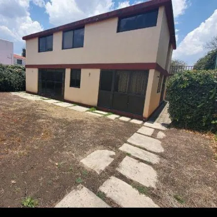 Rent this 4 bed house on Circuito Economistas in 53100 Ciudad Satélite, MEX