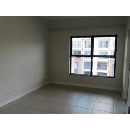 Image 7 - Hilton Road, Johannesburg Ward 32, Sandton, 2065, South Africa - Apartment for rent