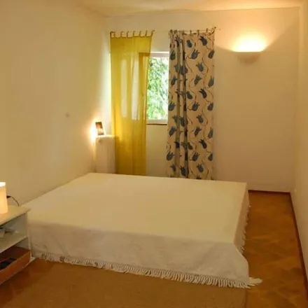 Rent this 3 bed house on 4920-014 Distrito de Portalegre