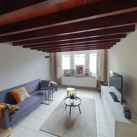 Rent this 3 bed apartment on Collégiale Sainte-Waudru in Rampe Sainte-Waudru, 7000 Mons