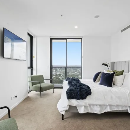 Image 1 - Opus Broadbeach, 18 Chelsea Avenue, Broadbeach QLD 4218, Australia - Apartment for rent