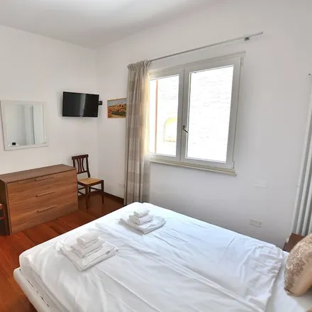 Image 6 - Costermano, Via Primo Maggio, 37010 Costermano sul Garda VR, Italy - Apartment for rent