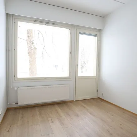 Rent this 3 bed apartment on Musiikkikoulu Sointula in Vernissaraitti 6, 33270 Tampere