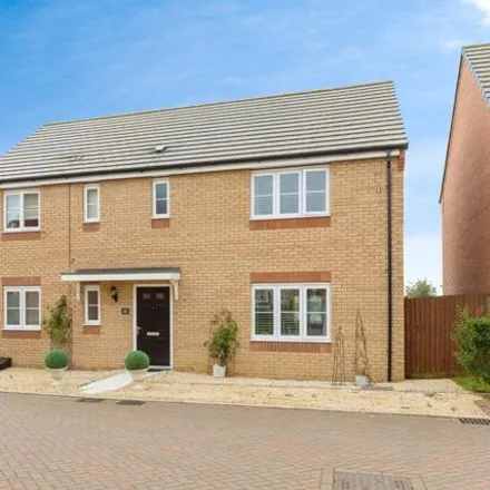 Buy this 4 bed house on St Mary's Close in Thorney, PE6 0SN