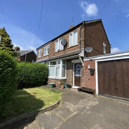 Rent this 3 bed duplex on Churchfield Road in North Lincolnshire, DN16 3DH