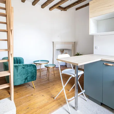 Rent this 2 bed apartment on 4 Rue Saint François in 44000 Nantes, France