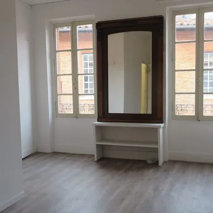 Rent this 2 bed apartment on 83 Rue de Maubec in 31300 Toulouse, France