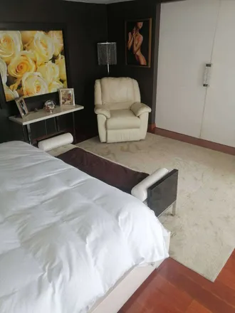 Buy this 3 bed apartment on Avenida de la Floresta in Santiago de Surco, Lima Metropolitan Area 51132