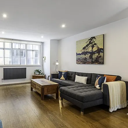Rent this 1 bed apartment on 5 Ireland Yard in Blackfriars, London