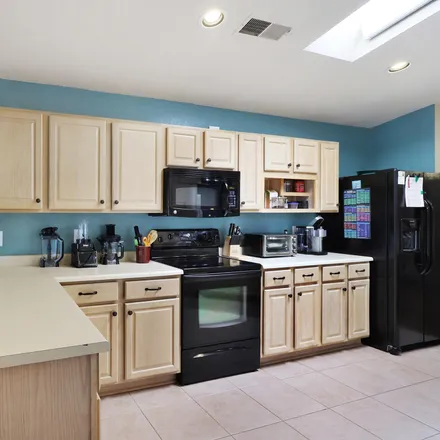 Image 4 - 10908 Clyburn Park Drive Northeast, Albuquerque, NM 87123, USA - House for sale