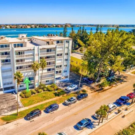 Image 1 - Castle Hotel, 401 Gulf Way, Saint Pete Beach, Pinellas County, FL 33706, USA - Condo for sale