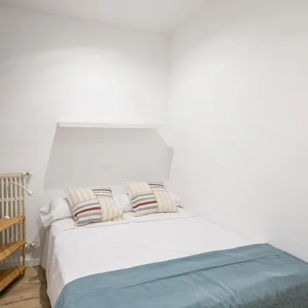 Rent this 3 bed apartment on Carrer del Rosselló in 08001 Barcelona, Spain