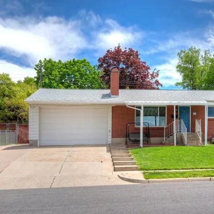 Buy this 5 bed house on 1879 South Spring Creek Drive in Bountiful, UT 84010