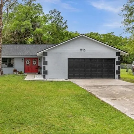 Buy this 3 bed house on 1624 Big Oak Lane in Osceola County, FL 34746