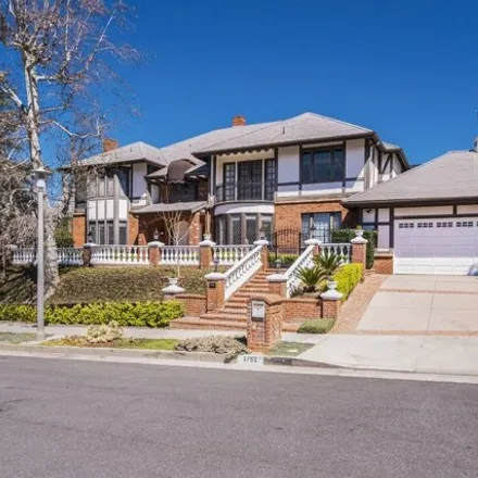 Rent this 5 bed house on 3738 Alonzo Avenue in Los Angeles, CA 91316