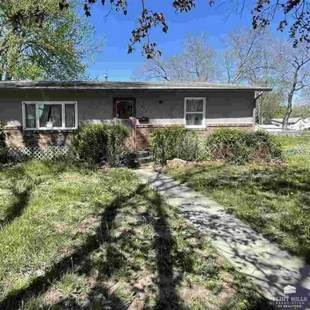 Buy this 2 bed house on 807 Grant Avenue in Clay Center, KS 67432