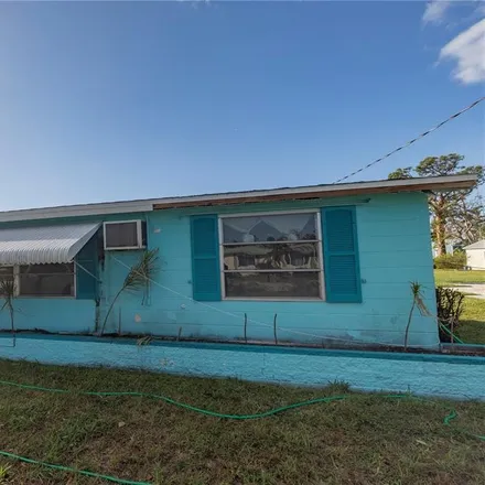 Buy this 2 bed house on 1177 South Lane in Englewood, FL 34224