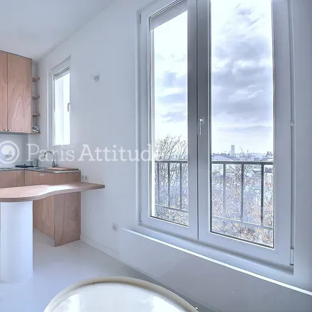 Image 6 - 35 Rue des Abbesses, 75018 Paris, France - Apartment for rent