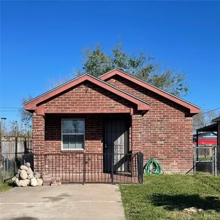 Rent this 1 bed house on 606 North Bluebonnet Street in McDaniel Colonia, Pharr