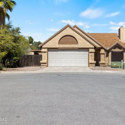 Buy this 3 bed house on 7899 North Viewpointe Circle in Pima County, AZ 85741