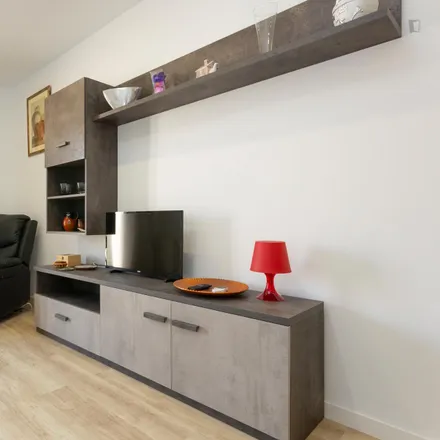 Image 5 - Carrer de Villarroel, 176, 08001 Barcelona, Spain - Apartment for rent