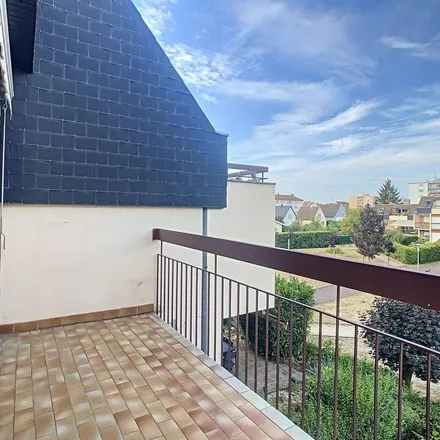 Rent this 3 bed apartment on 72 Rue du Maréchal Foch in 67380 Lingolsheim, France