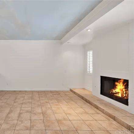 Image 5 - 18836 Hatteras Street, Los Angeles, CA 91356, USA - Townhouse for sale