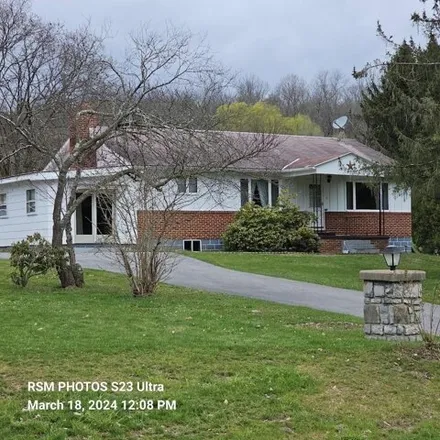 Buy this 3 bed house on 4192 Spruce Creek Road in Spruce Creek, Franklin Township