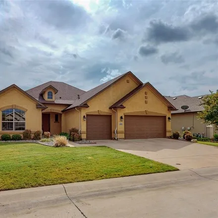 Image 2 - 10001 Crestridge Drive, Denton, TX 76207, USA - House for sale
